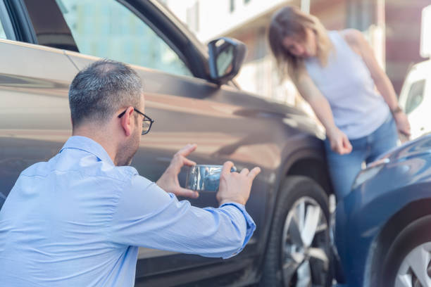 Professional Sr22 Insurance technician working in Bell Canyon, CA
